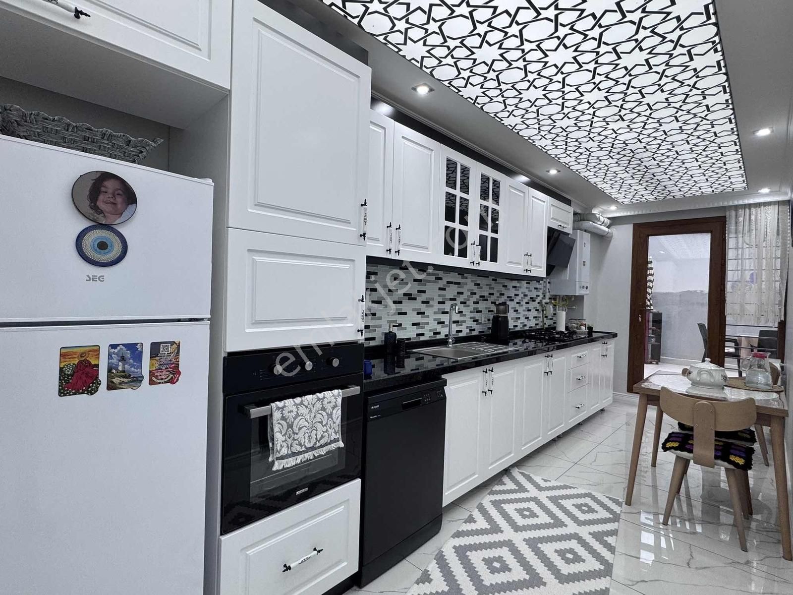 Çekmeköy Safranbolu Evlerinde Satılık Kış Bahçeli Sıfır Daire - Görsel 3