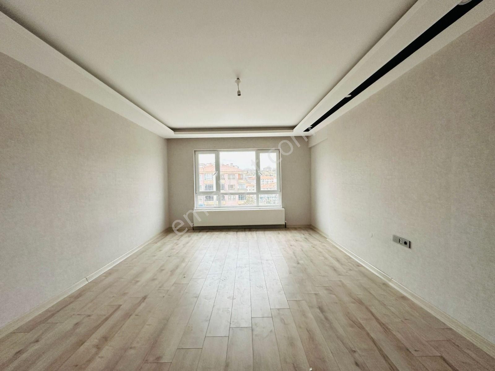 Başak'ta Karapürçek Cad Yakını Asansörlü Full Yapılı 3+1 Ara Kat Ön Cephe Sıfır Satılık Daire !! - Görsel 6