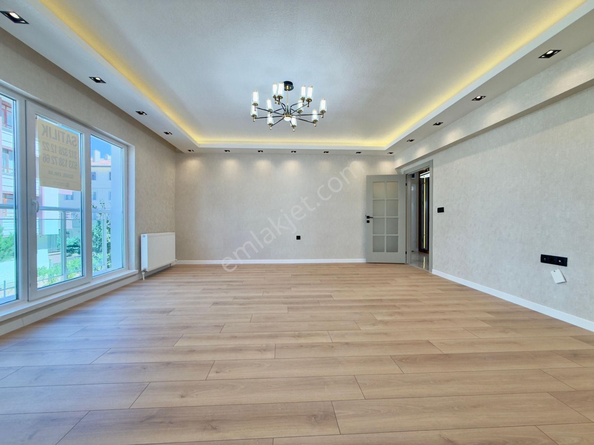 Kalecik Emlak'tan Çift Banyolu Asansörlü Şık Tasarımlı Katta 4+1 - Görsel 5