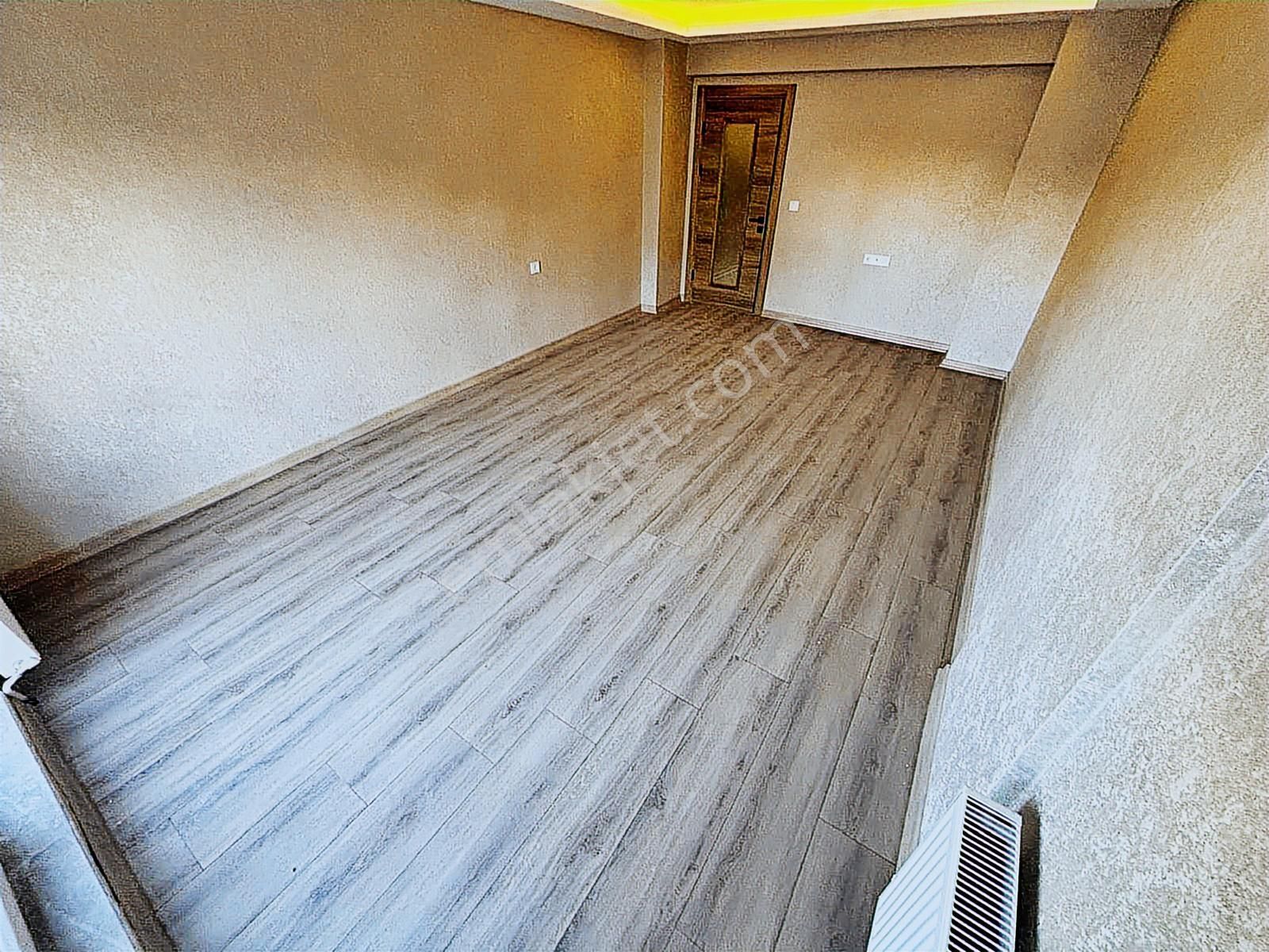 Yuvam'dan Cadde Üzeri Kombi Petek Cam Balkon Ful+full Arakat 4+1 - Görsel 31