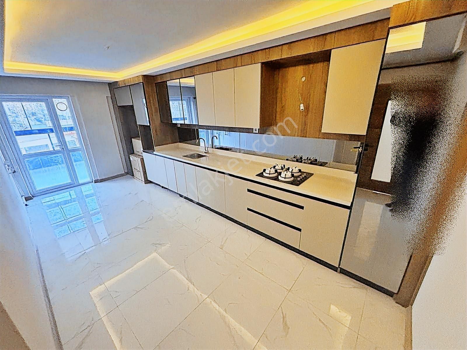 Yuvam'dan Cadde Üzeri Kombi Petek Cam Balkon Ful+full Arakat 4+1 - Görsel 5