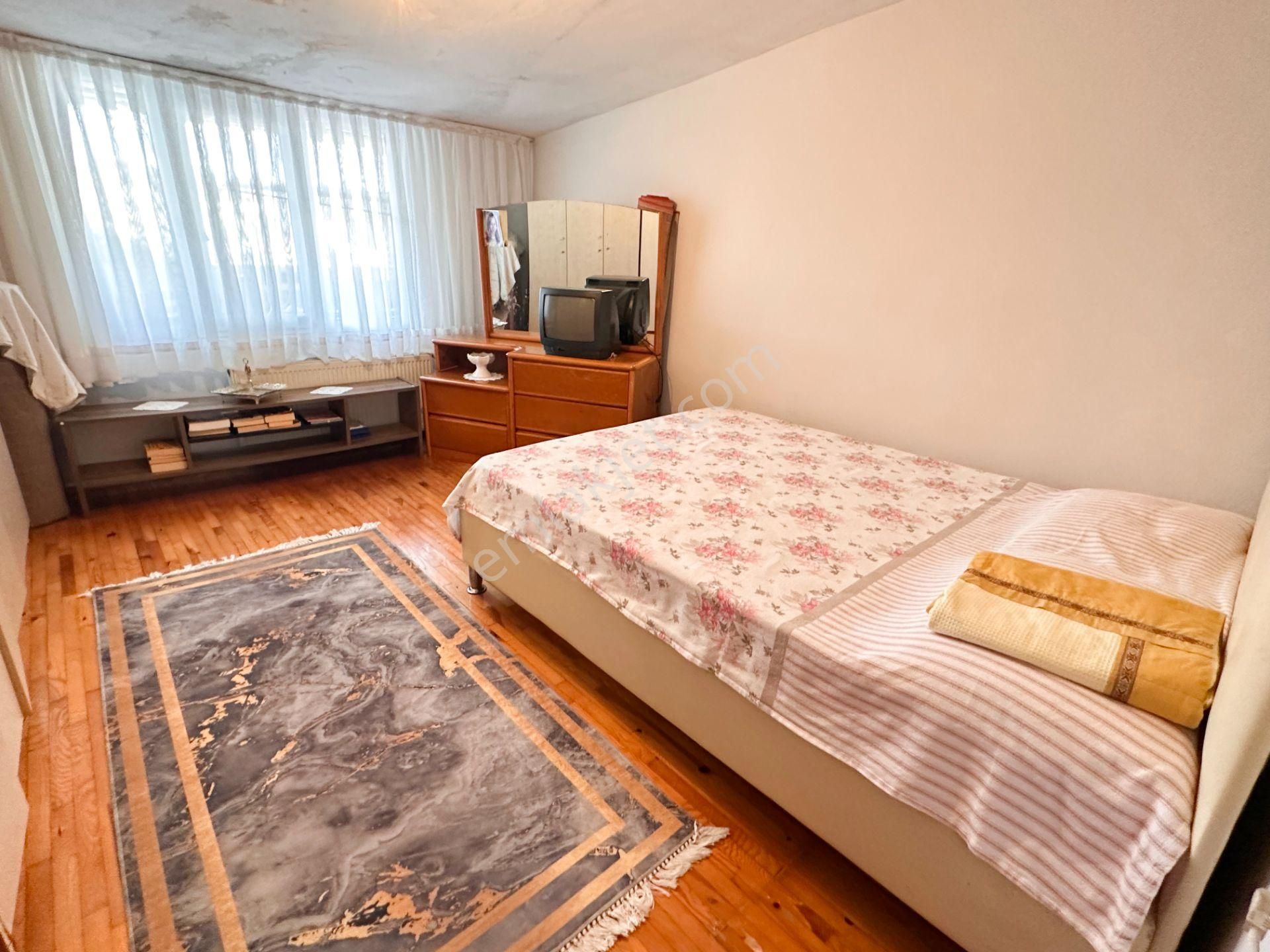 Çok Geniş 7+1 Ayrı Girişli Manzaralı Dubleks Daire - Görsel 17