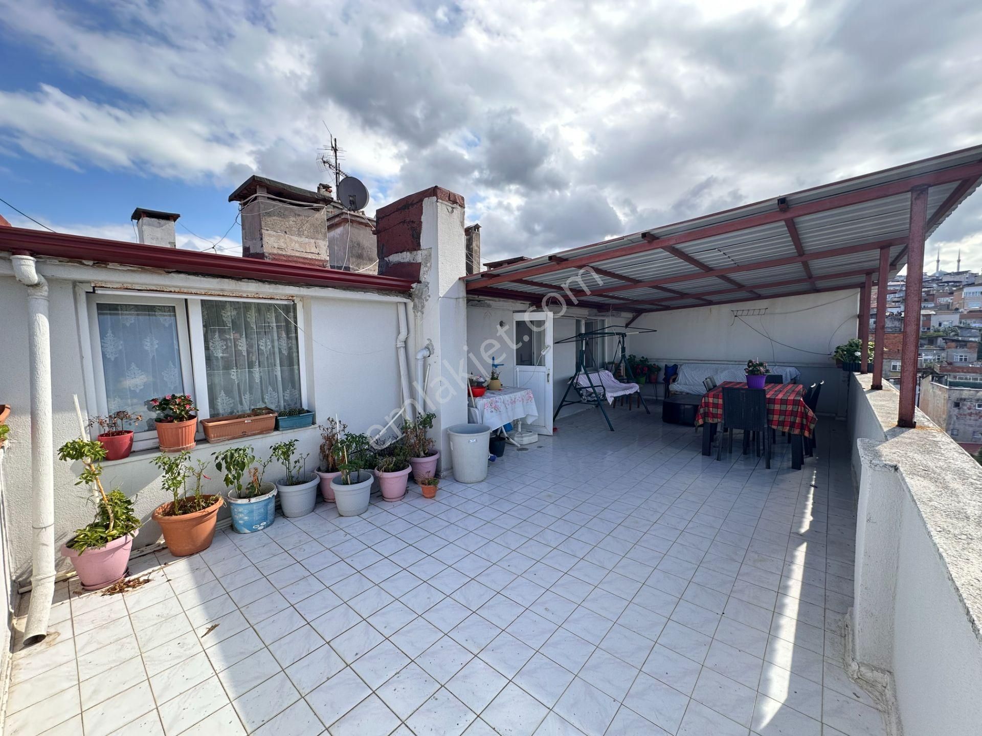 Çok Geniş 7+1 Ayrı Girişli Manzaralı Dubleks Daire - Görsel 14