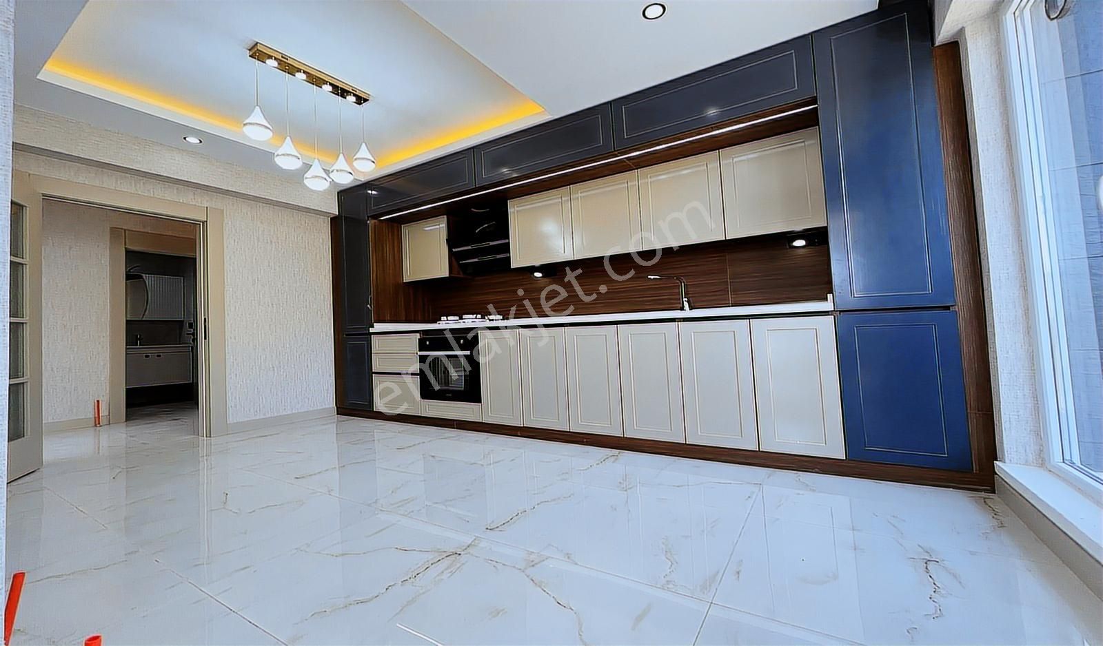 Keçiören Karakaya'da Sıfır Full Yapılı Katta İskanlı 3+1 Daire