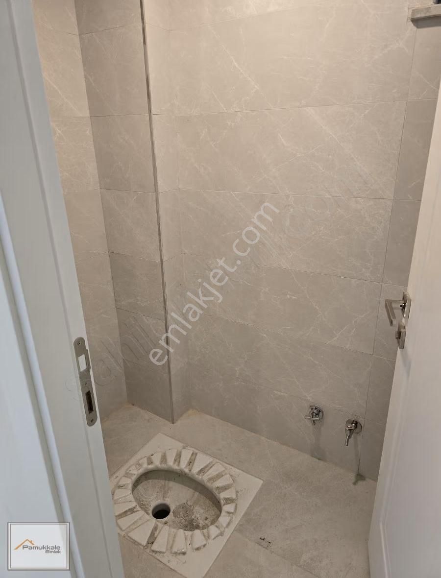 Pamukkale Emlaktan Sağlık Ocağı Yakını Özel Garajlı Sıfır Daire - Görsel 5