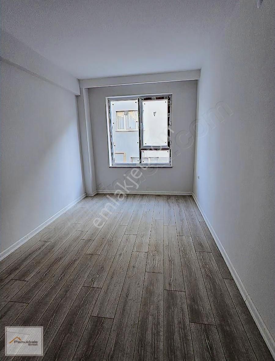 Pamukkale Emlaktan Sağlık Ocağı Yakını Özel Garajlı Sıfır Daire - Görsel 14