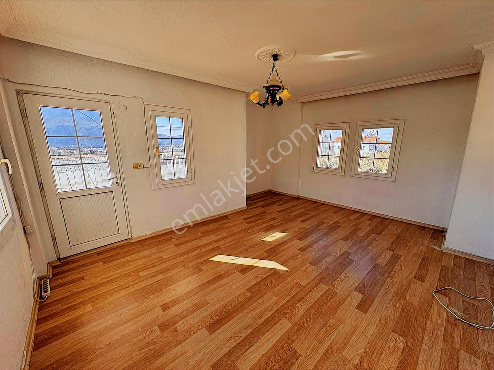 Karaçulha Da Kiralık 2+1 Daire - Görsel 2