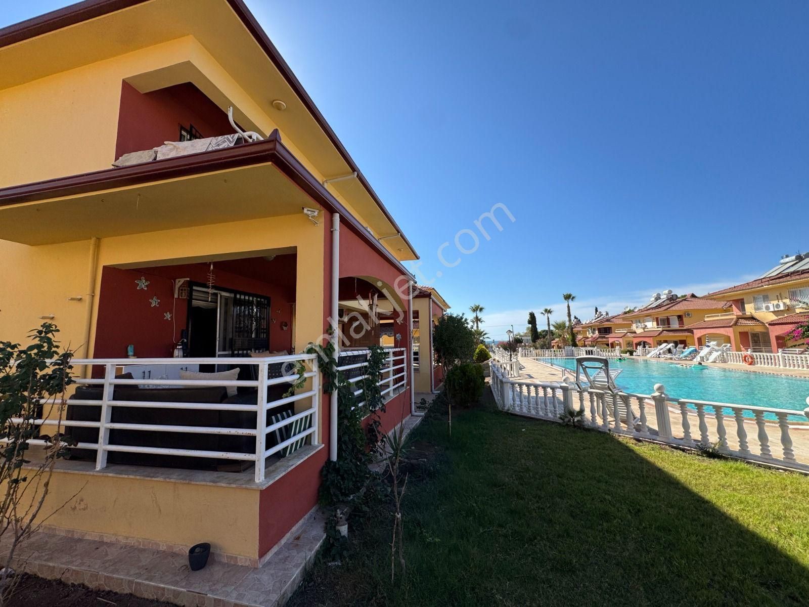 Didim'de Denize 80 M Olimpik Havuzlu Sitede Ful Eşyalı 3+1 Satılık Villa( Akköy) - Görsel 12