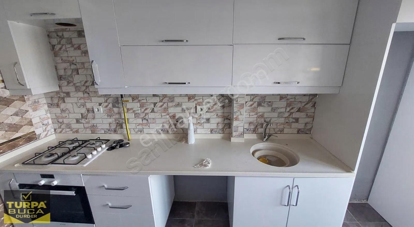 Turpa'dan Yeşilbağlar'da Cadde Üstü 2+1 Fırsat Daire - Görsel 25