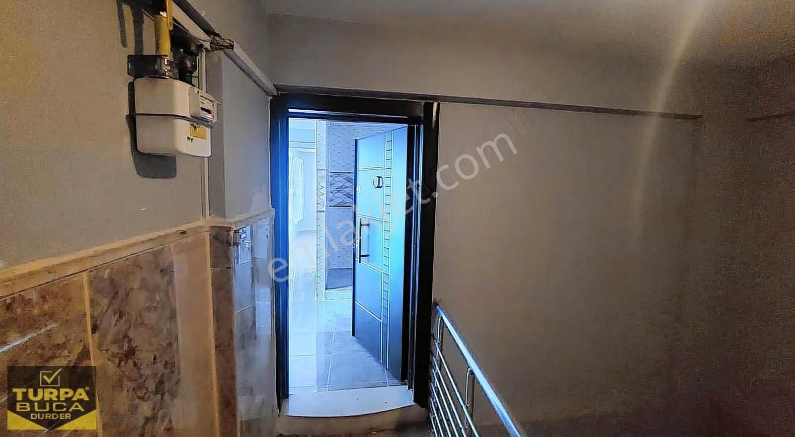 Turpa'dan Yeşilbağlar'da Cadde Üstü 2+1 Fırsat Daire - Görsel 11