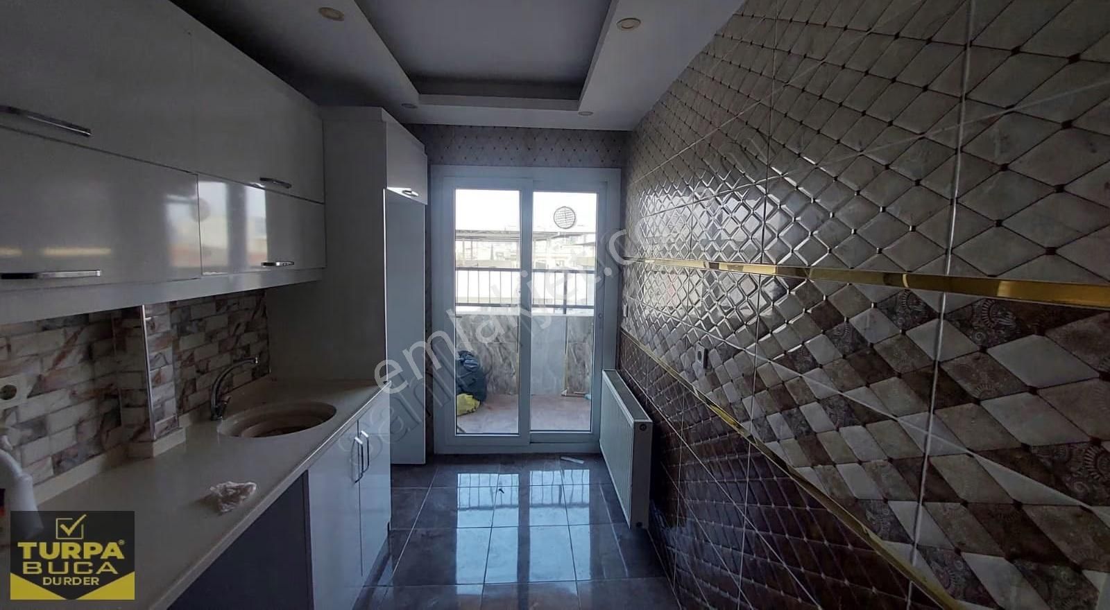 Turpa'dan Yeşilbağlar'da Cadde Üstü 2+1 Fırsat Daire - Görsel 23