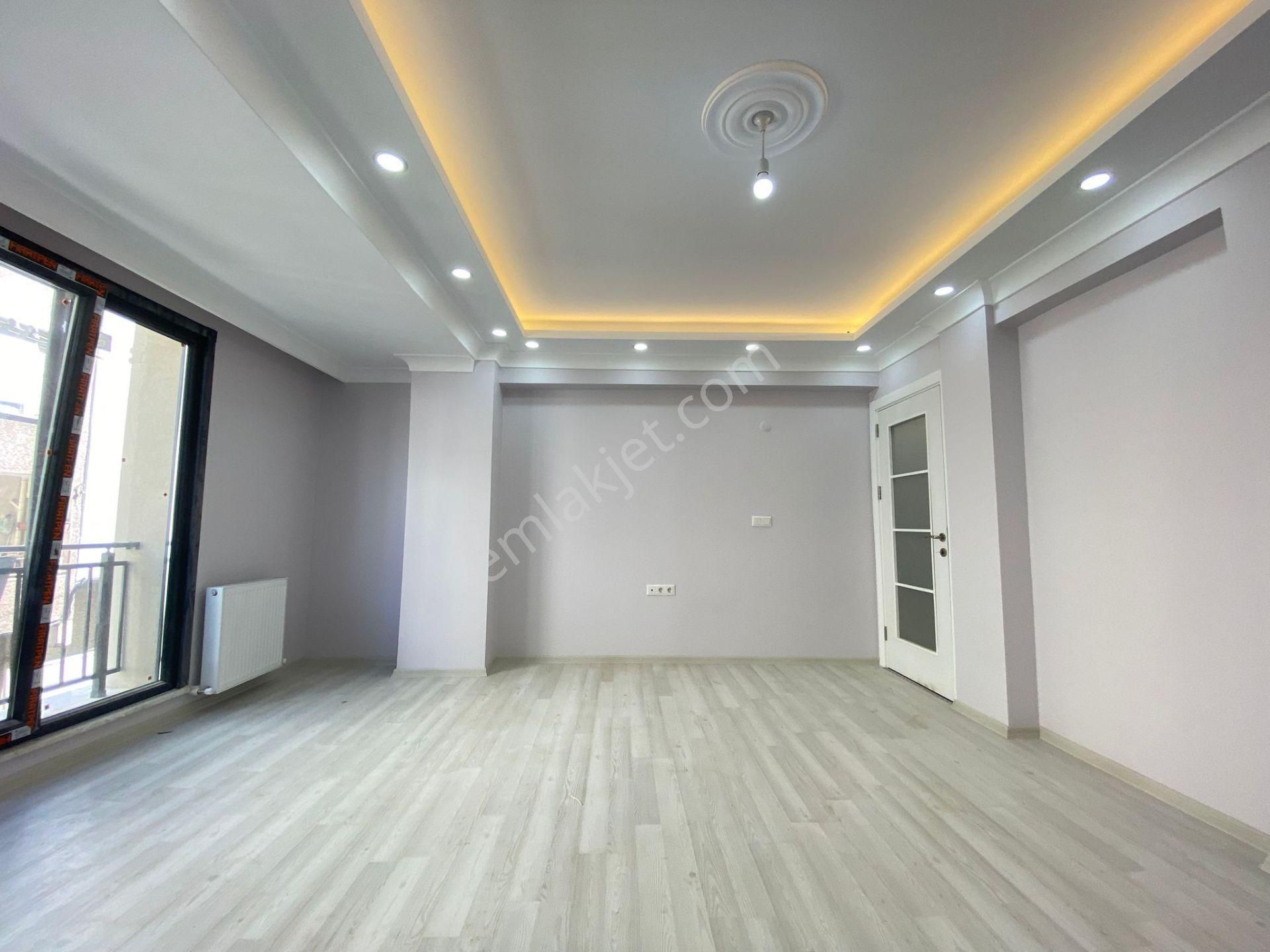 Davutpaşa Mah 3+1 Kredili 3.kat 120m2 Sıfır Lüx Daire Kod 2470 - Görsel 3