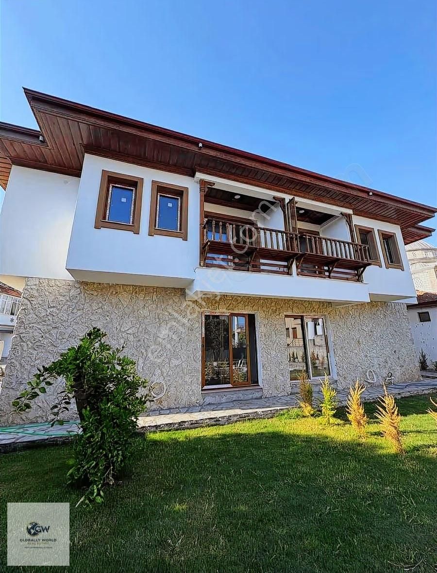 Gökova Merkezde Havuzlu Kiralık Villa - Görsel 8