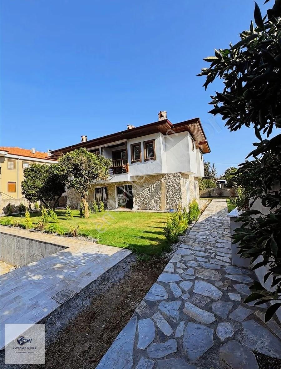 Gökova Merkezde Havuzlu Kiralık Villa - Görsel 19