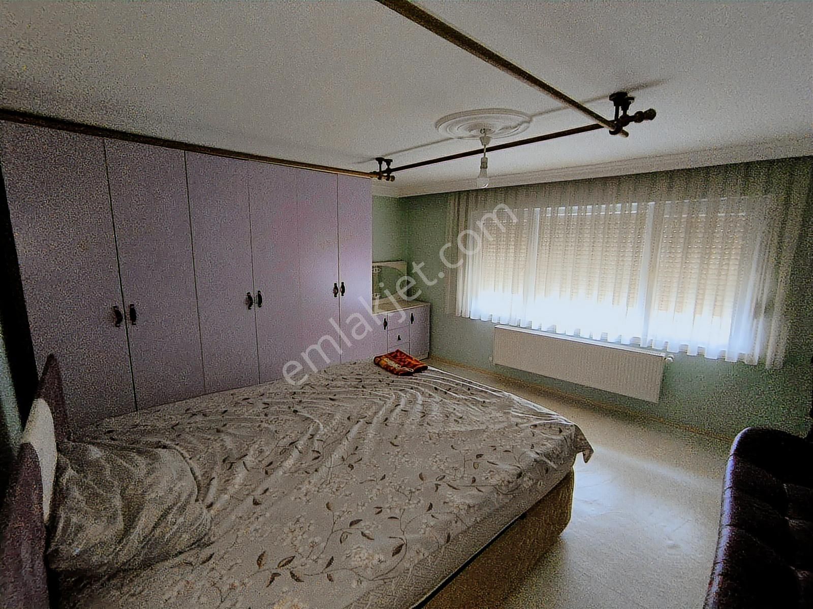 Kariyer'den Hamidiye Mah 3 Kat Yalıtımlı 3+1 Ful Eşyalı Kiralık - Görsel 17