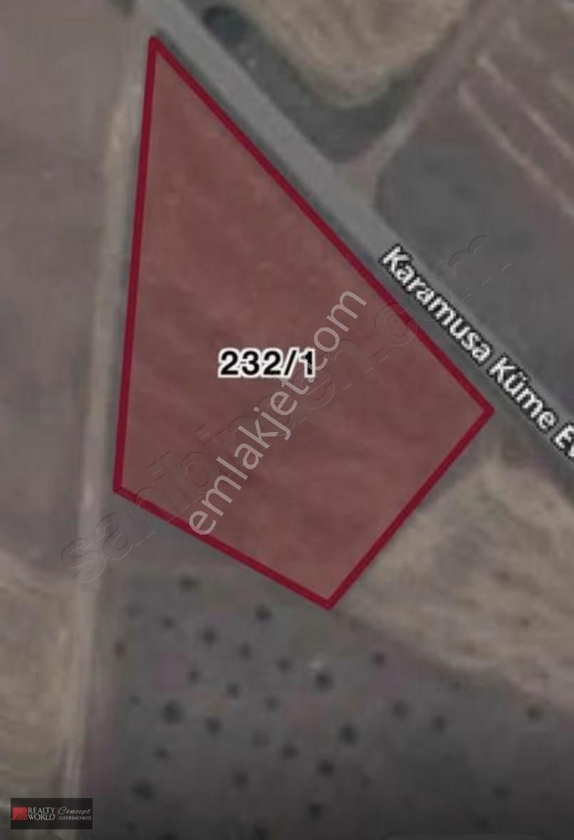 Tefenni, Karamusa Köyünde 3259 M2 Satılık Tarla