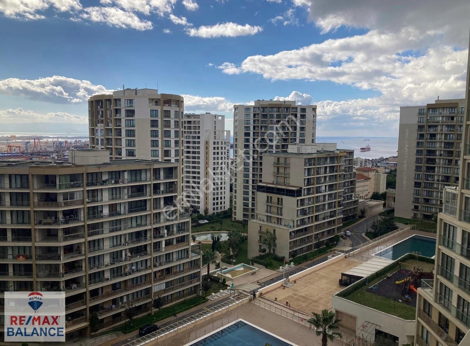 Evora Istanbul Sıtesı Denız Manzaralı E Parsel Satılık 1+1 Daıre - Görsel 2