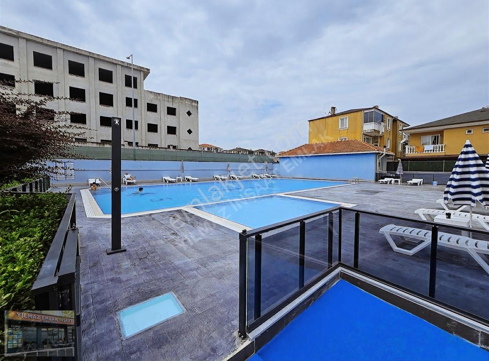 Denize Sıfır Site İçerisinde Deniz Manzaralı Müstakil Bahçeli - Görsel 6