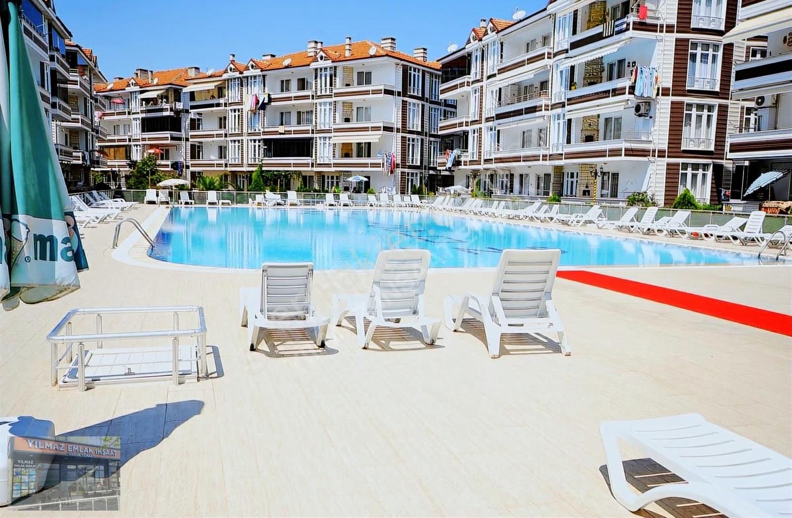 Karasuda Aqua Parklı Sitede! Eşyalı 1+1 Sahile Yakın Yatırımlık - Görsel 8