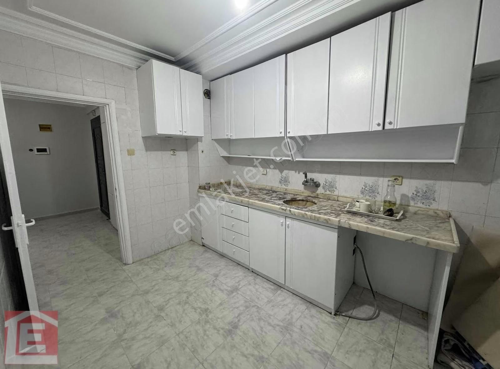 Lider'den Metro Civarı Turgut Özal Yakını Çok Geniş Az Katlı - Görsel 9