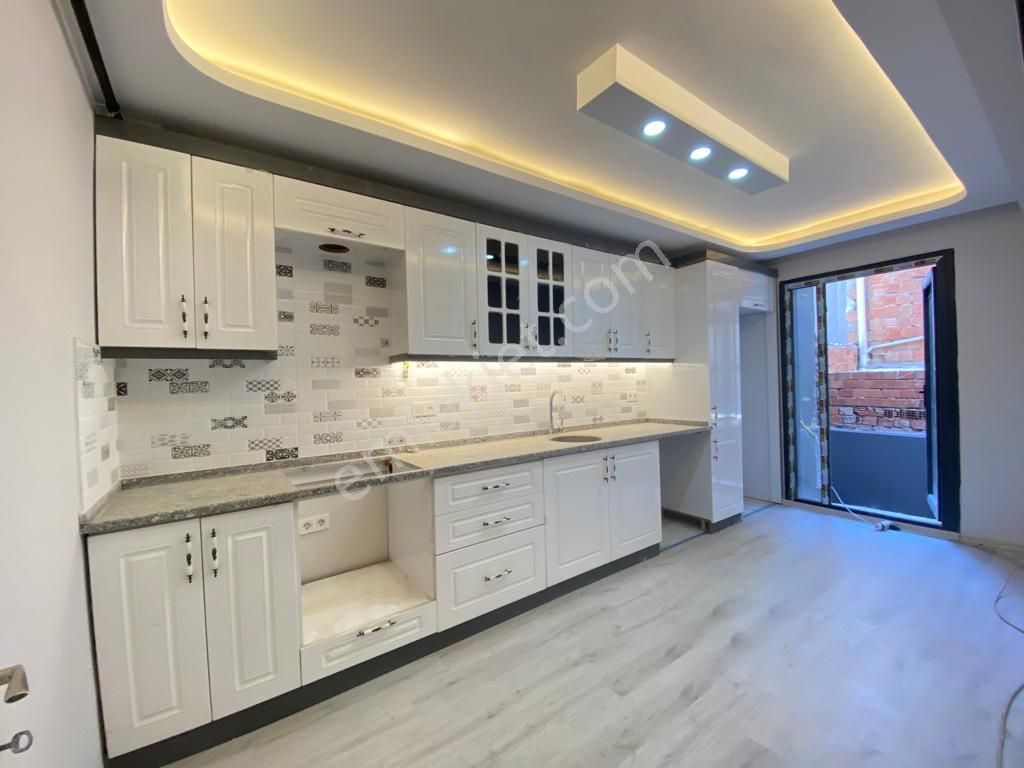 Buca Göksu Mah Kiracısız Projeli 3+1 Sıfır Bahçeli Ayrı Mutfaklı