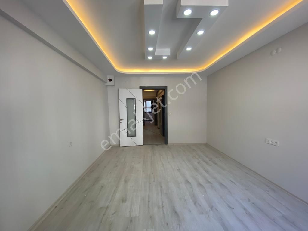 Buca Göksu Mah Kiracısız Projeli 3+1 Sıfır Bahçeli Ayrı Mutfaklı - Görsel 4