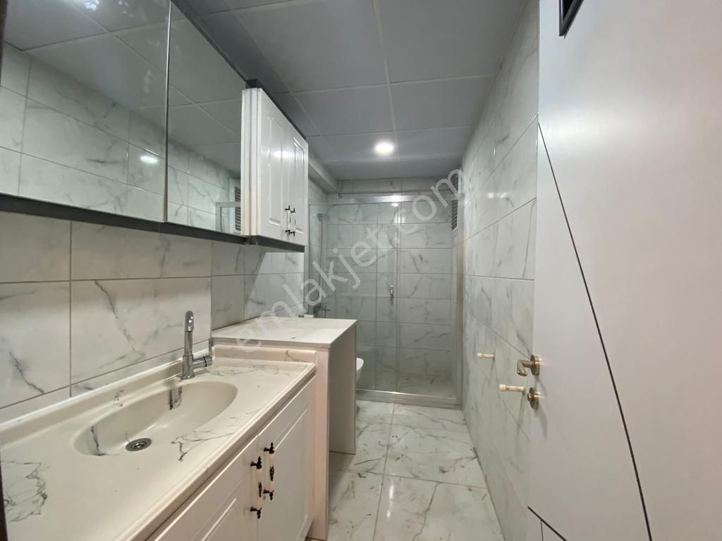 Buca Göksu Mah Kiracısız Projeli 3+1 Sıfır Bahçeli Ayrı Mutfaklı - Görsel 12