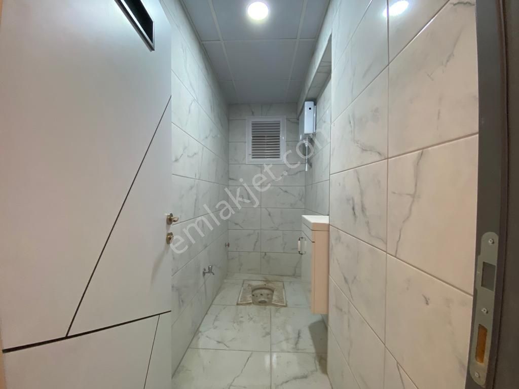 Buca Göksu Mah Kiracısız Projeli 3+1 Sıfır Bahçeli Ayrı Mutfaklı - Görsel 15