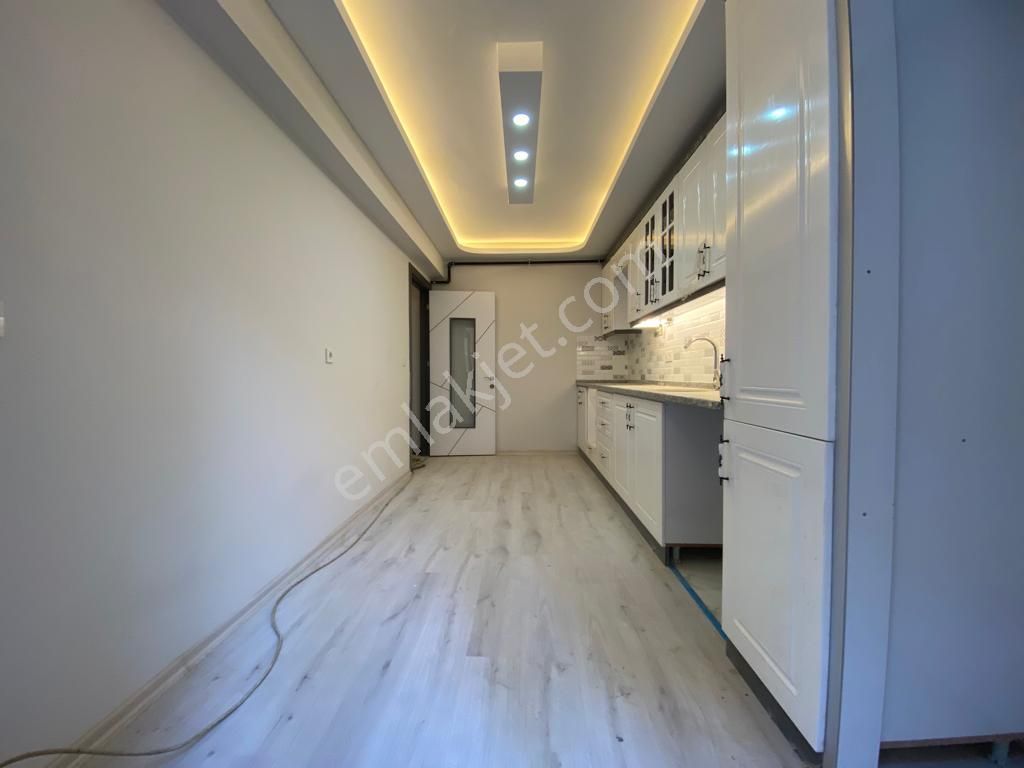 Buca Göksu Mah Kiracısız Projeli 3+1 Sıfır Bahçeli Ayrı Mutfaklı - Görsel 8