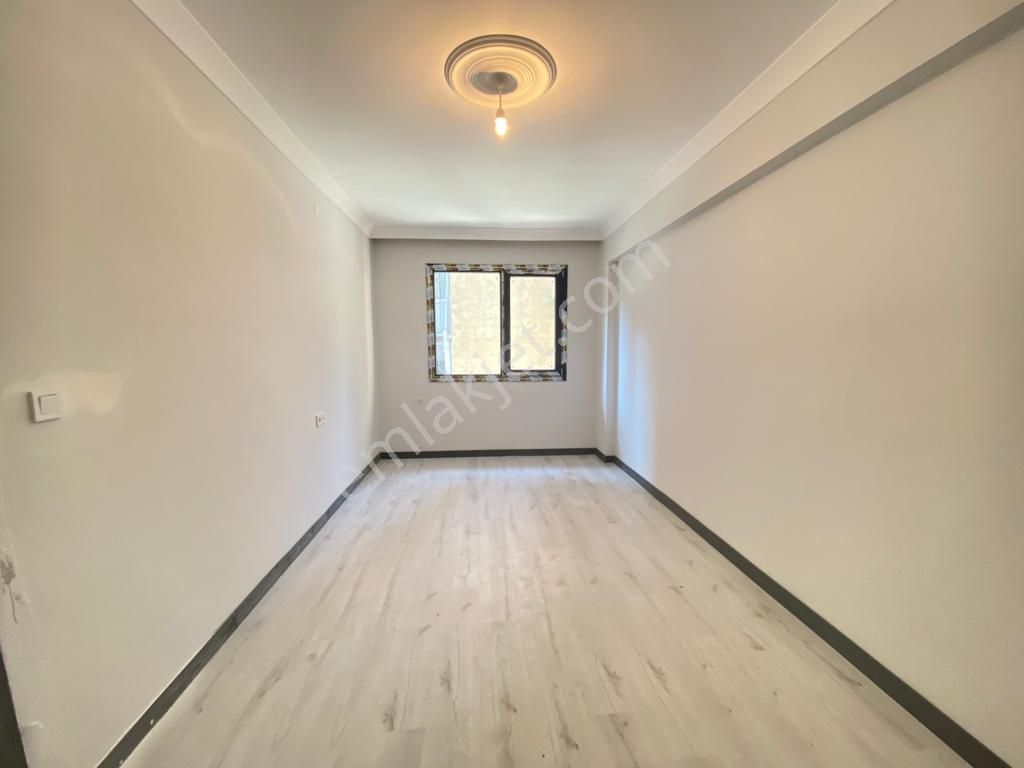 Buca Göksu Mah Kiracısız Projeli 3+1 Sıfır Bahçeli Ayrı Mutfaklı - Görsel 6