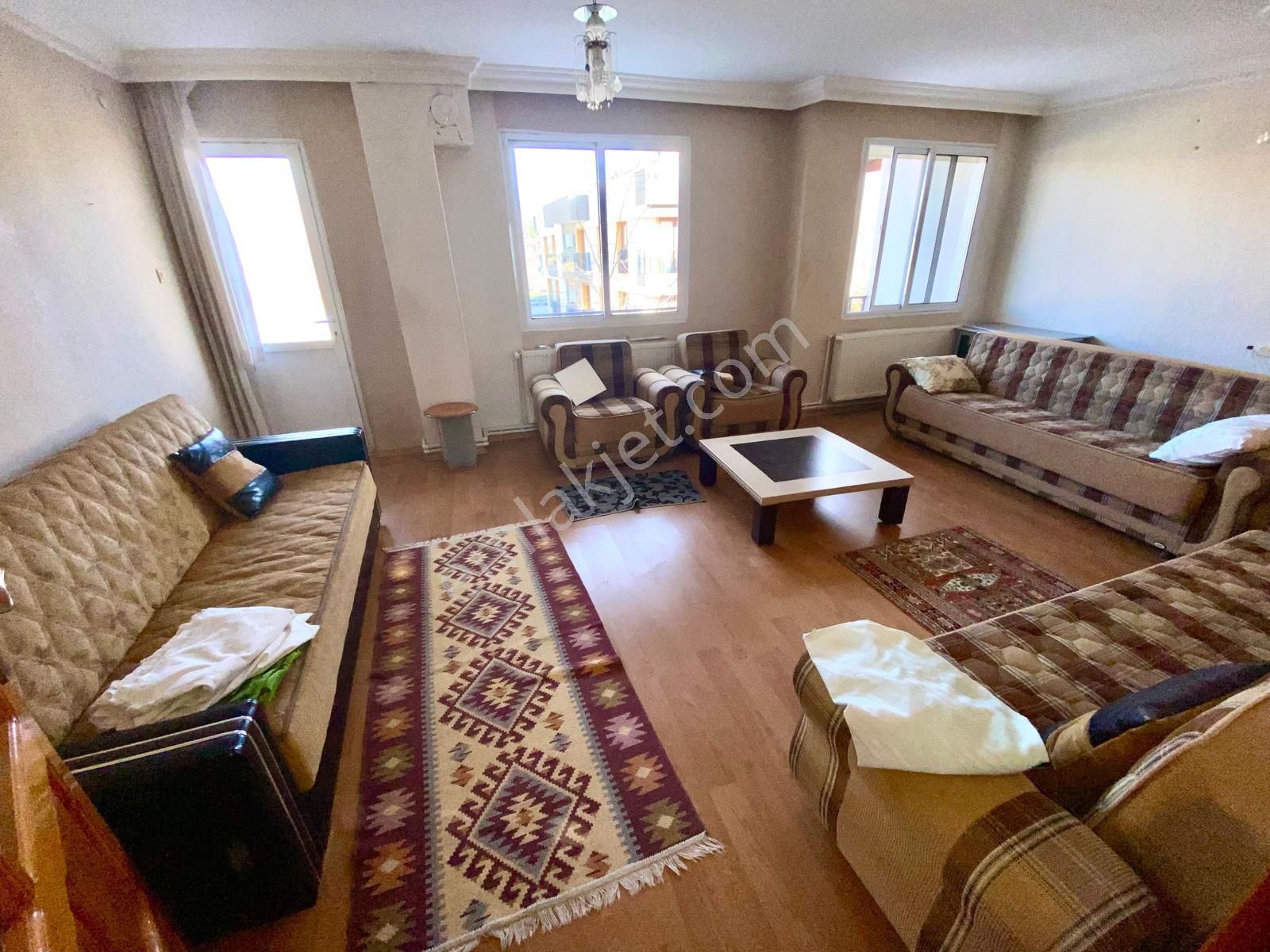 Arga'dan Buca Adatepe Mahallesin'de 3+1 Kiralık Daire
