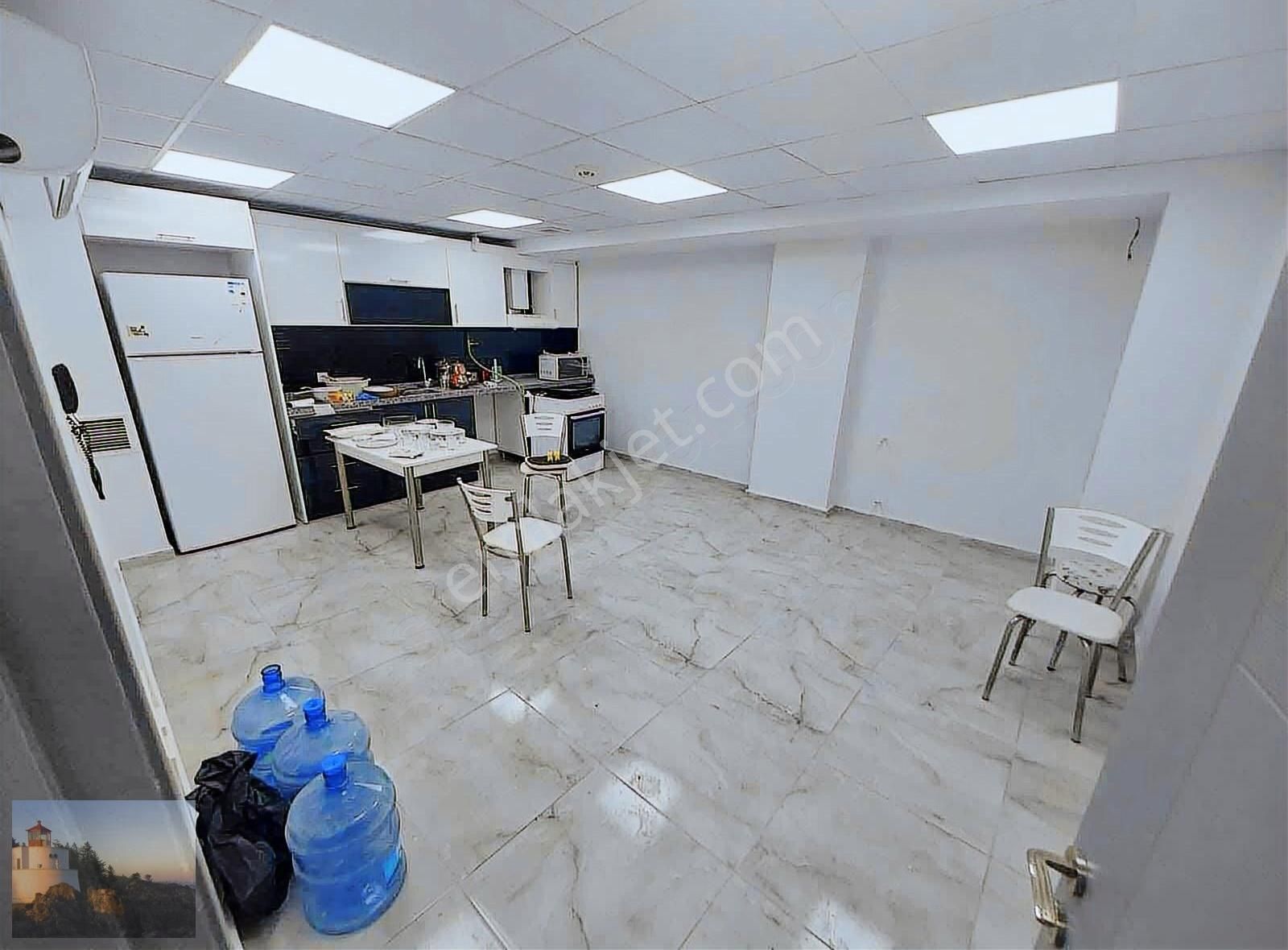 Satılık 50 Yıl Mah B Caddesi Üzerinde Bulunan 3 Katlı Kiracılı - Görsel 17