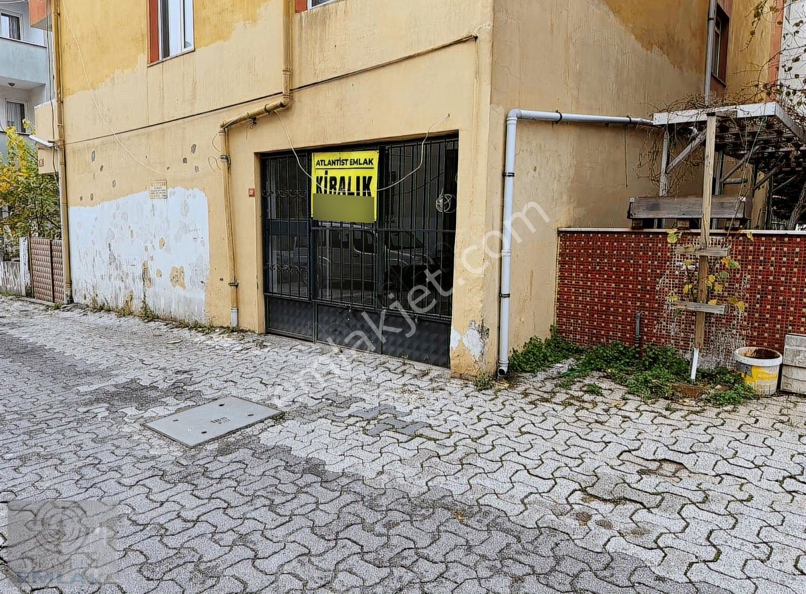 Kayışdağı Dörtyolda 25m2 İçin Yapılı Yazıhane-ofis-dükkan - Görsel 9