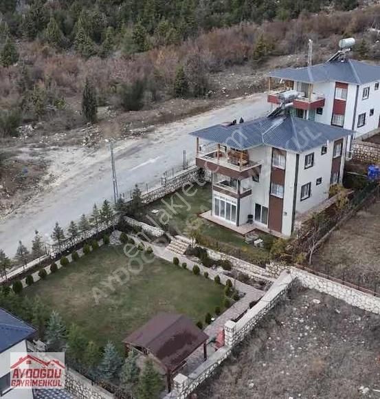 Aydoğdu Gayrimenkulden Gözne'de Akıllı Ev Sistemli Satılık Villa - Görsel 19