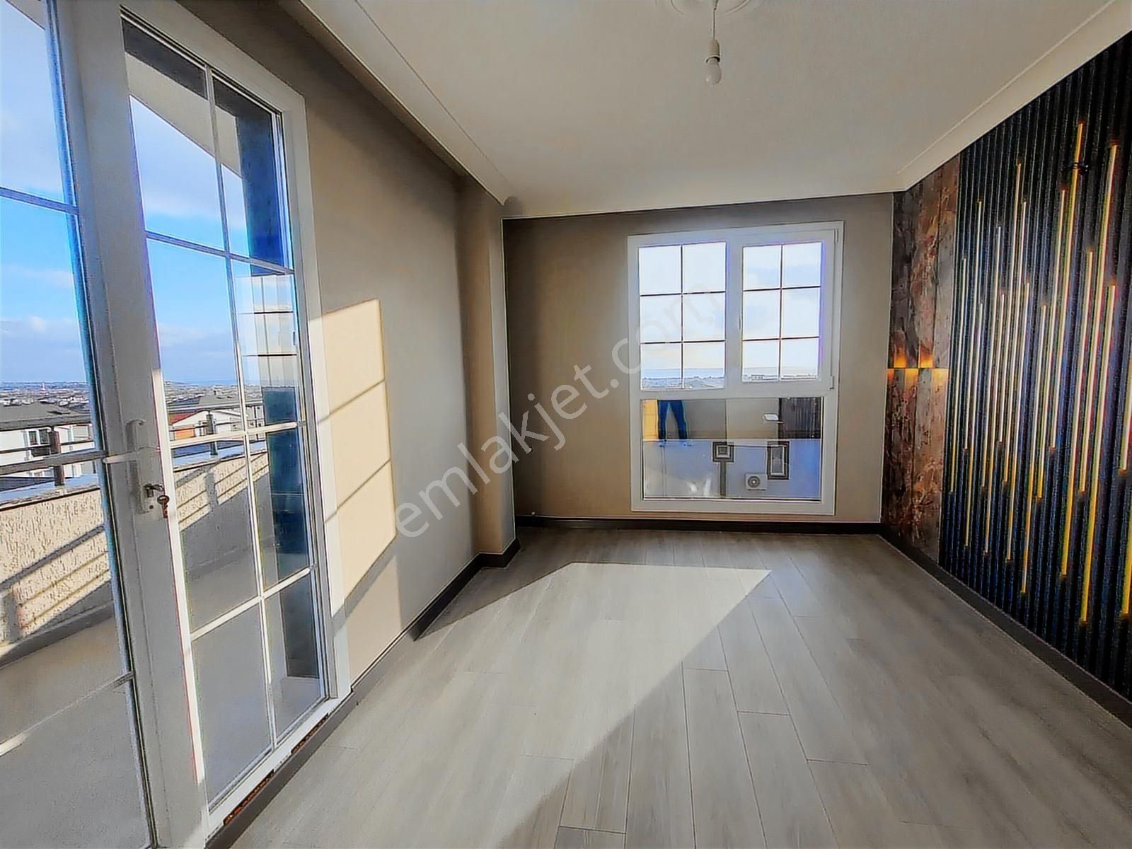 Kartallar Garantisi İle 4+1 Geniş Bahçeli Deniz Manzaralı Villa - Görsel 22