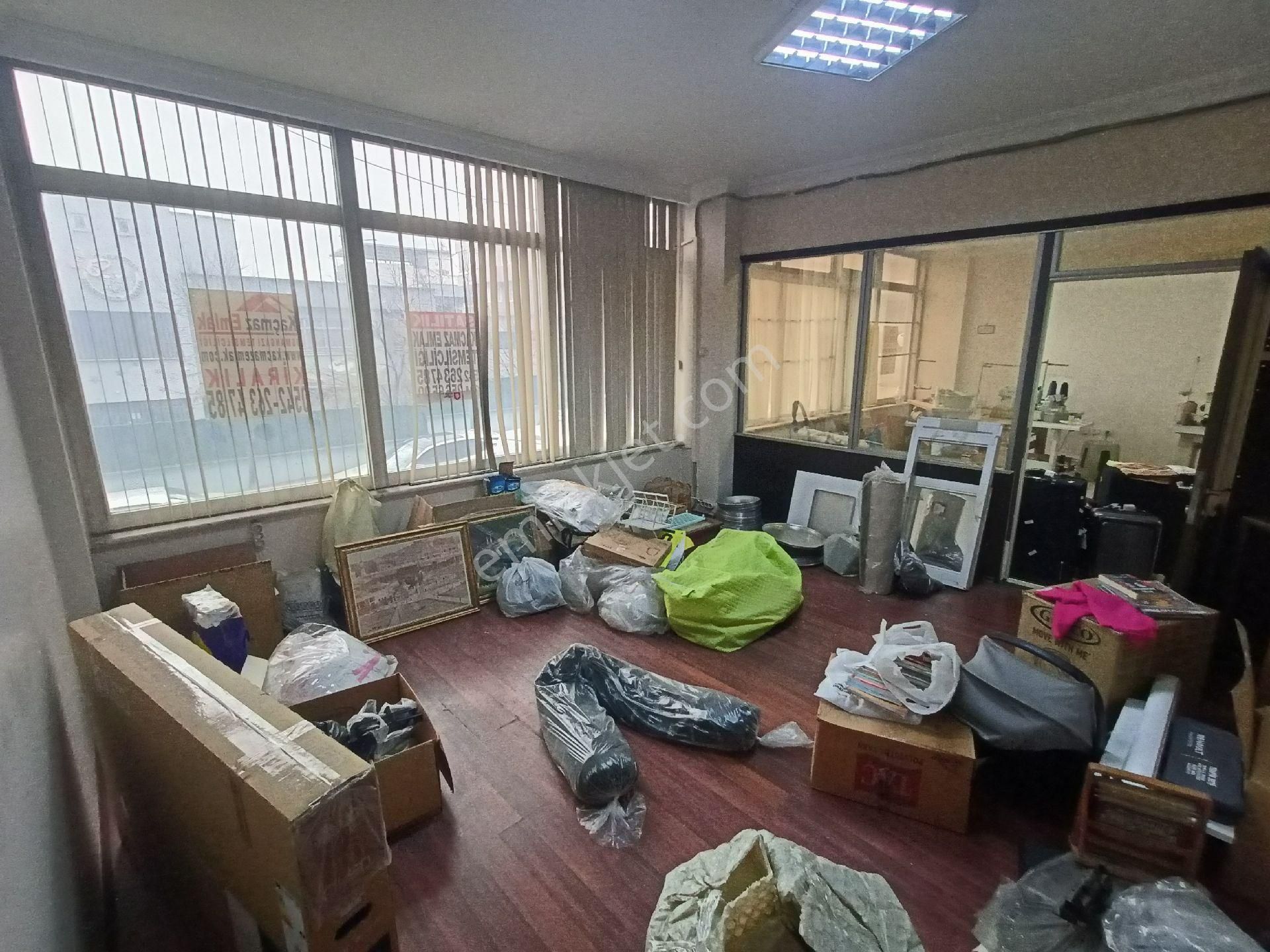 Kaçmaz Emlak Hastahane Ve Metroya Yakın Satılık Dükkan Mağaza - Görsel 13