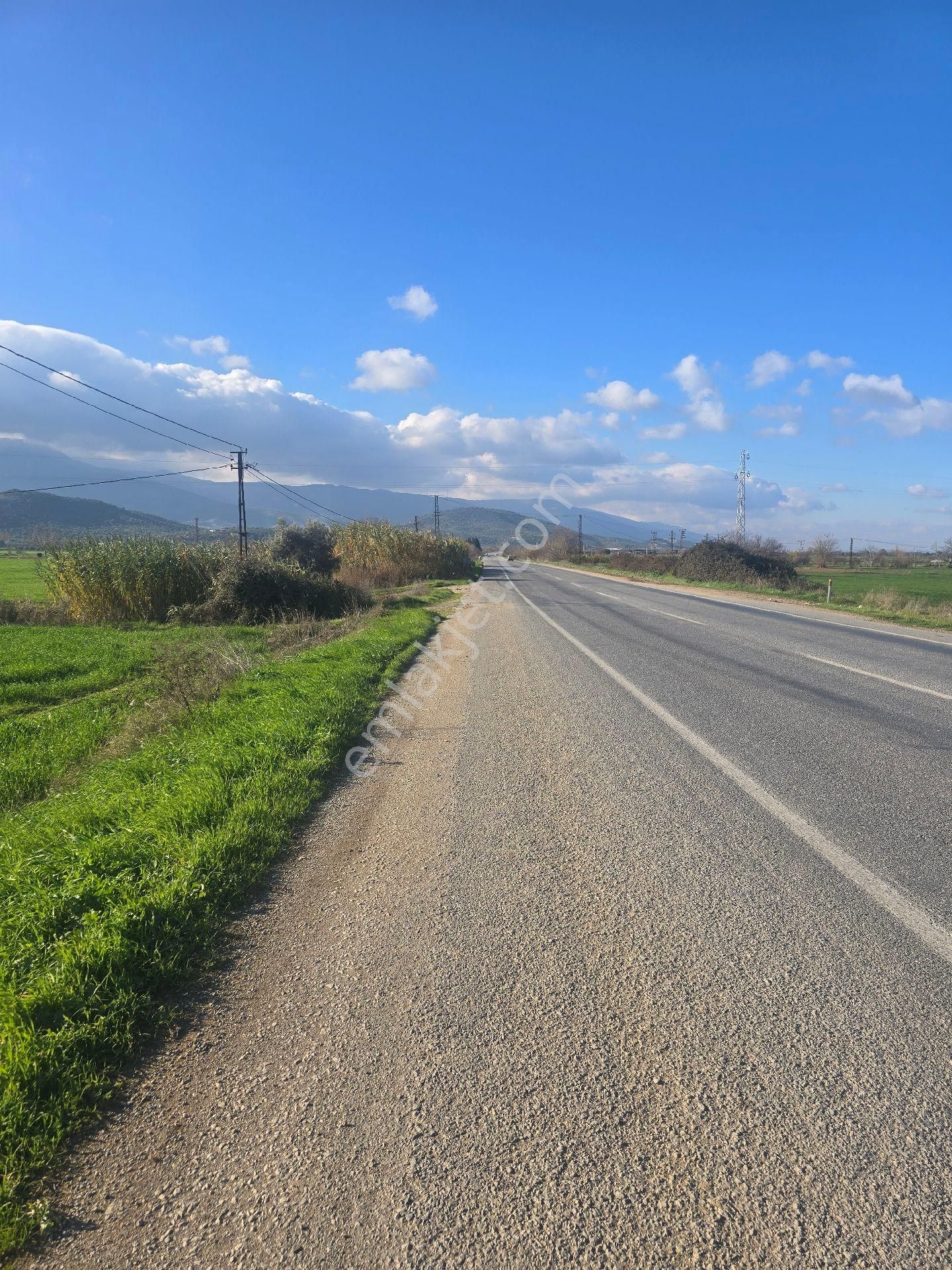 Tire Kırtepe Yol Üstünde 30 - Görsel 2