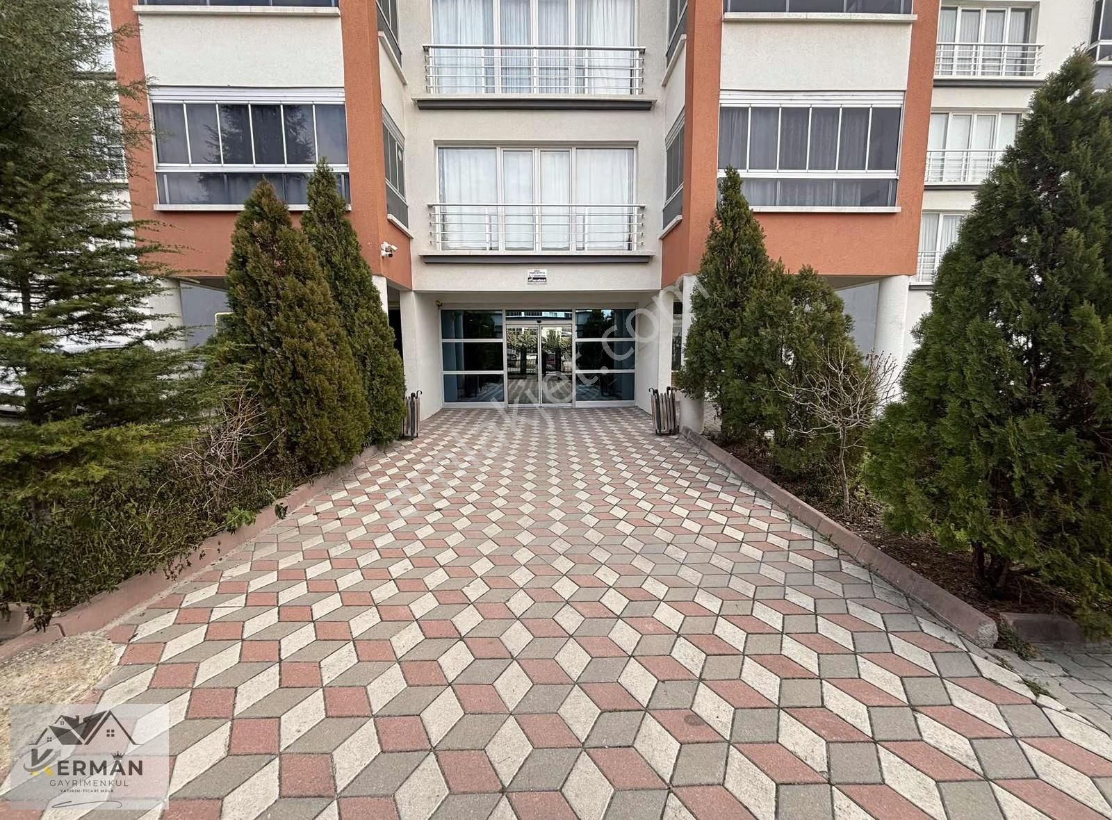 Kerman'dan Kiralık Ara Kat 4+1 Okullar Bölgesinde Yapılı Daire - Görsel 10