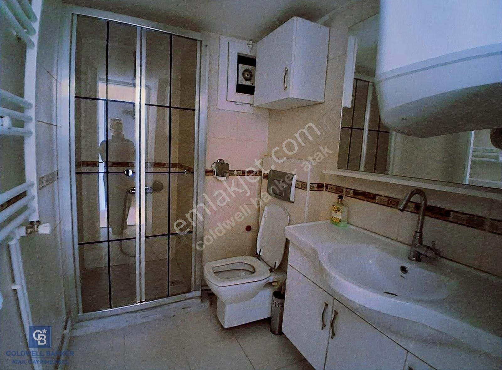 İzmir Hatay Renkli De Eşyalı Kiralık Arakat Daire - Görsel 31