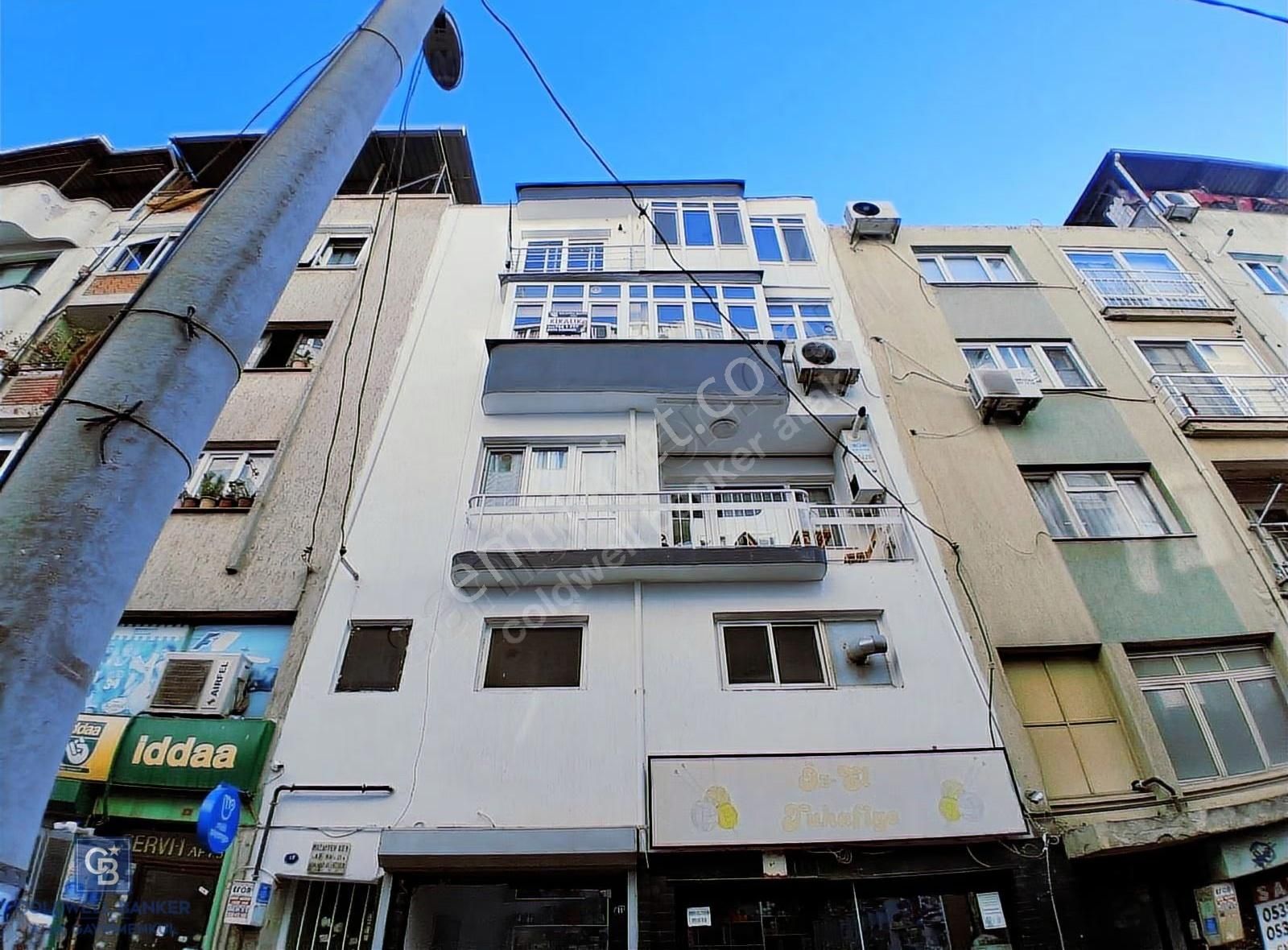 İzmir Hatay Renkli De Eşyalı Kiralık Arakat Daire - Görsel 19