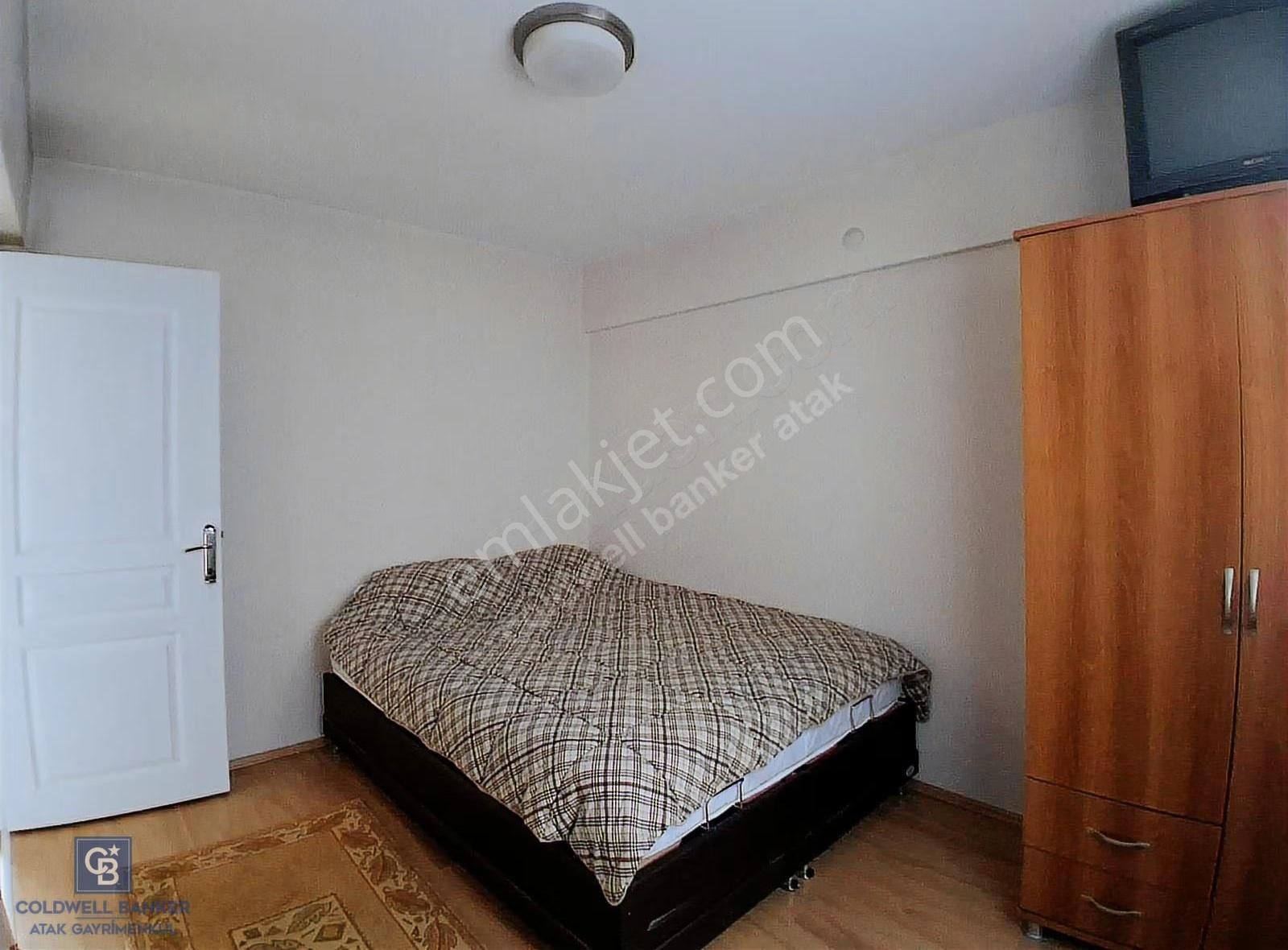 İzmir Hatay Renkli De Eşyalı Kiralık Arakat Daire - Görsel 32