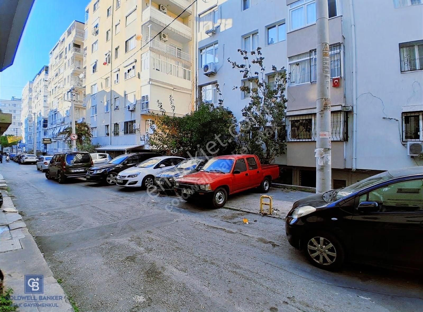 İzmir Hatay Renkli De Eşyalı Kiralık Arakat Daire - Görsel 27