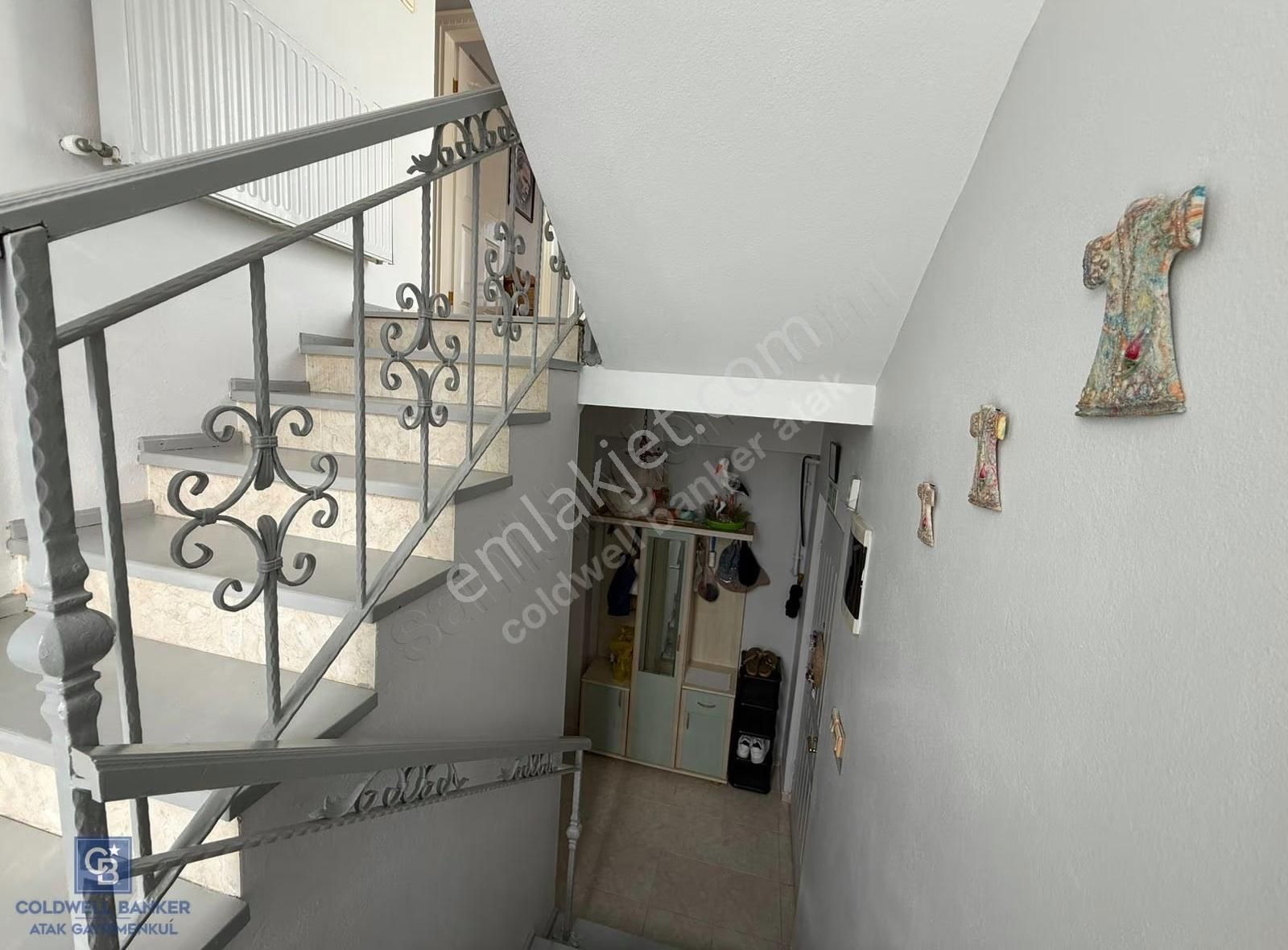 Urla Çeşmealtında Kiralık 4+1 Villa - Görsel 31