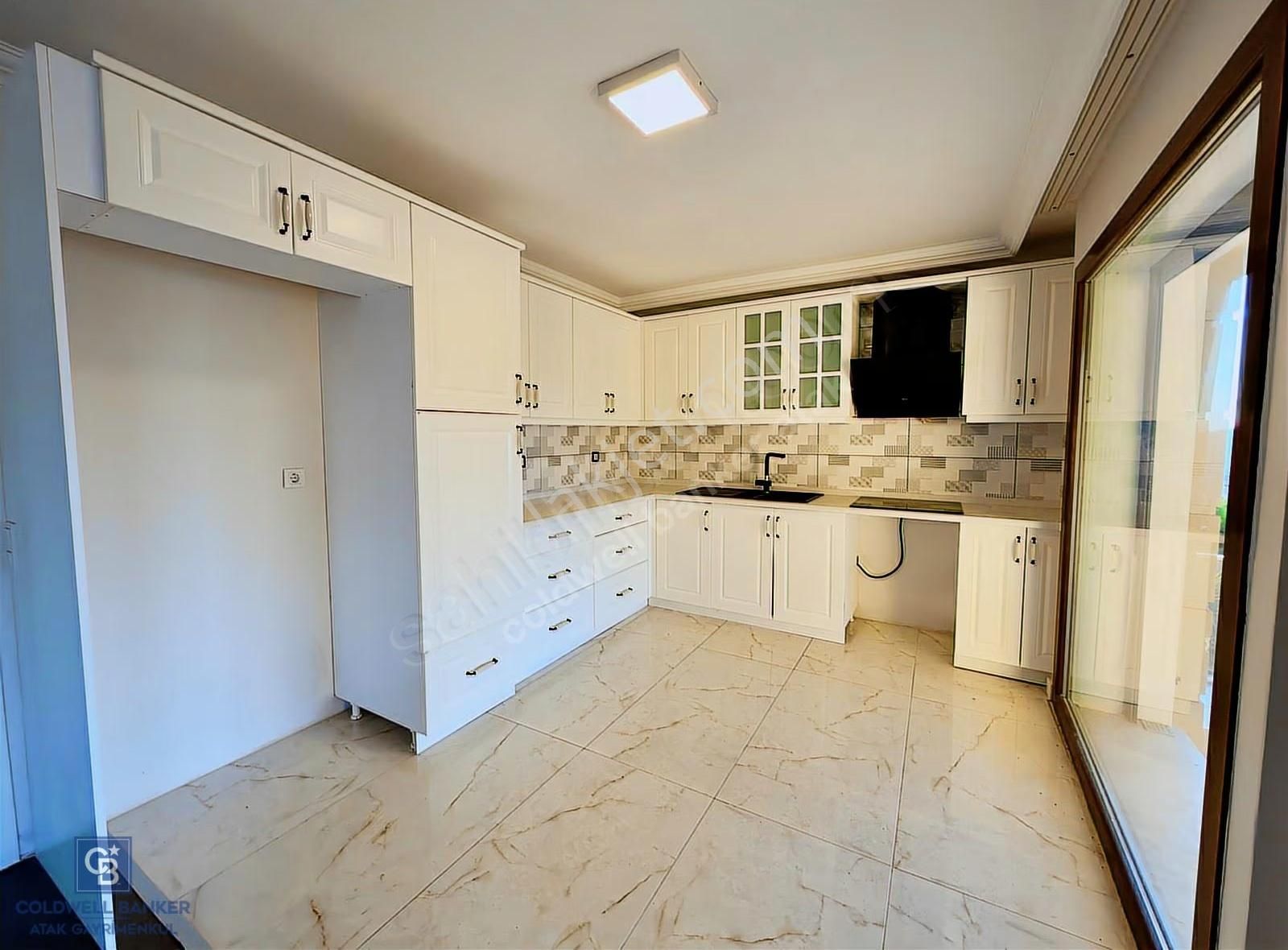 Kahramandere'de Full Deniz Manzaralı Doğal Gazlı 5+3 Villa - Görsel 10