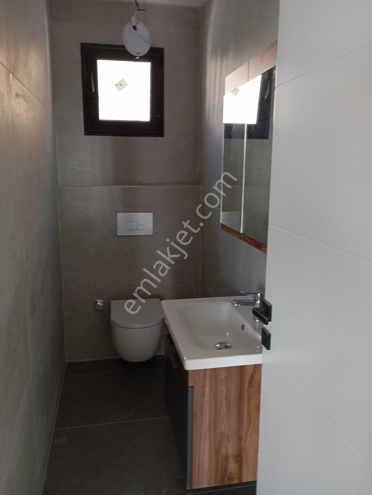 Yeniboğaziçi'nde 3+1 Satılık Villa Yeniboğaziçi Parkı Yakınında Özel Havuz Bahçe - Görsel 6