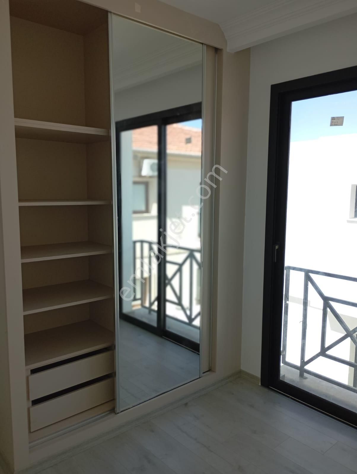 Yeniboğaziçi'nde 3+1 Satılık Villa Yeniboğaziçi Parkı Yakınında Özel Havuz Bahçe - Görsel 5