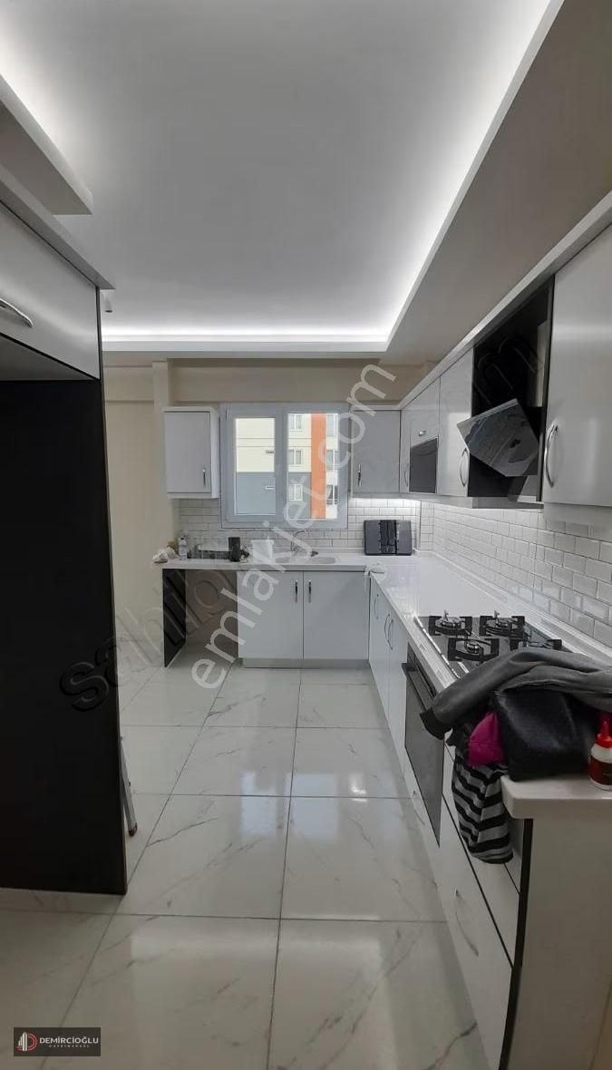 Talas Mevlanada Meskenli 187m2 3+1 Büyük Geniş Satılık Daire - Görsel 2
