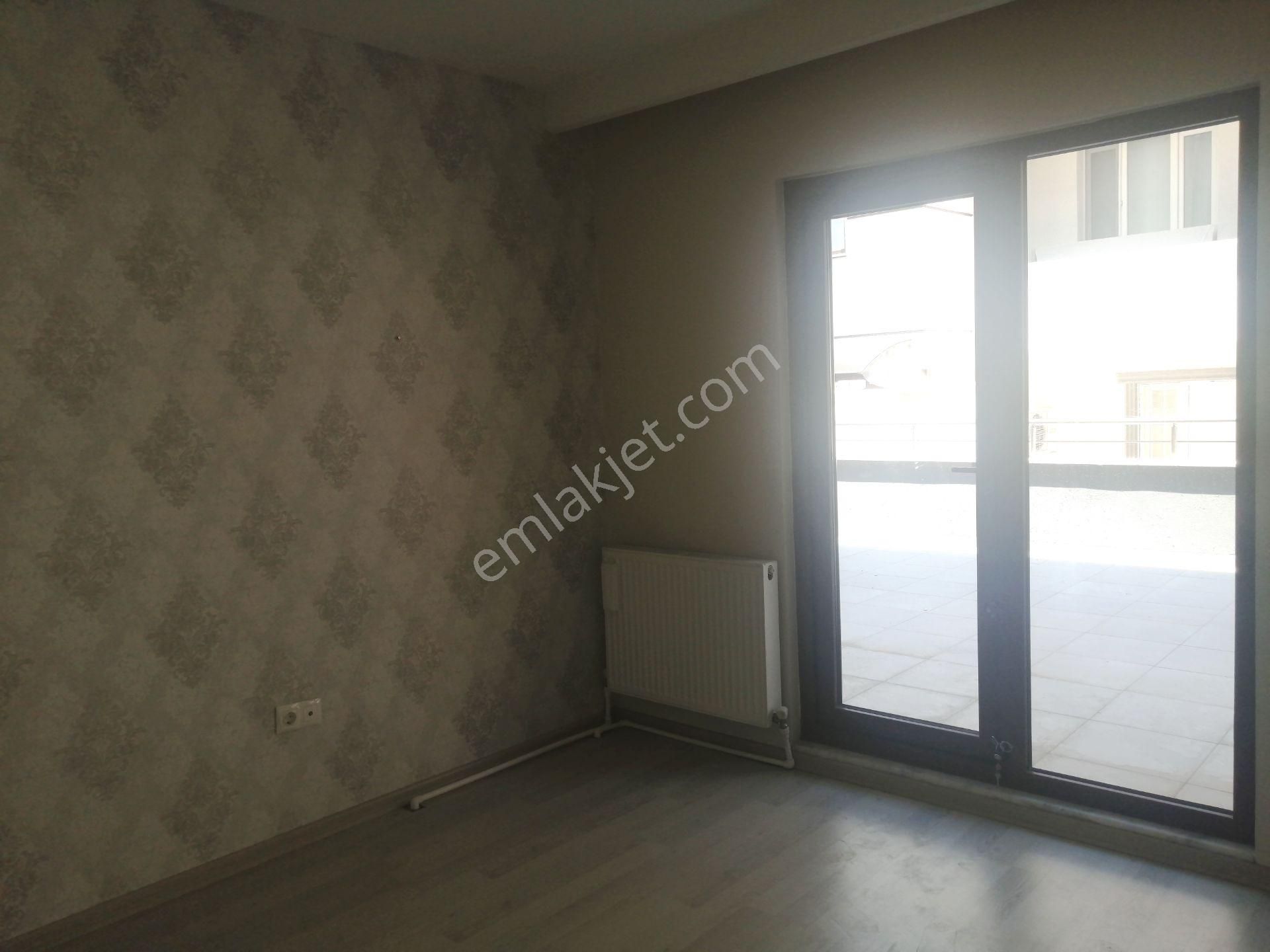 Remax Area' Dan Üçevler Mah. Merkezi Konumda Teraslı 2+1 Daire - Görsel 19