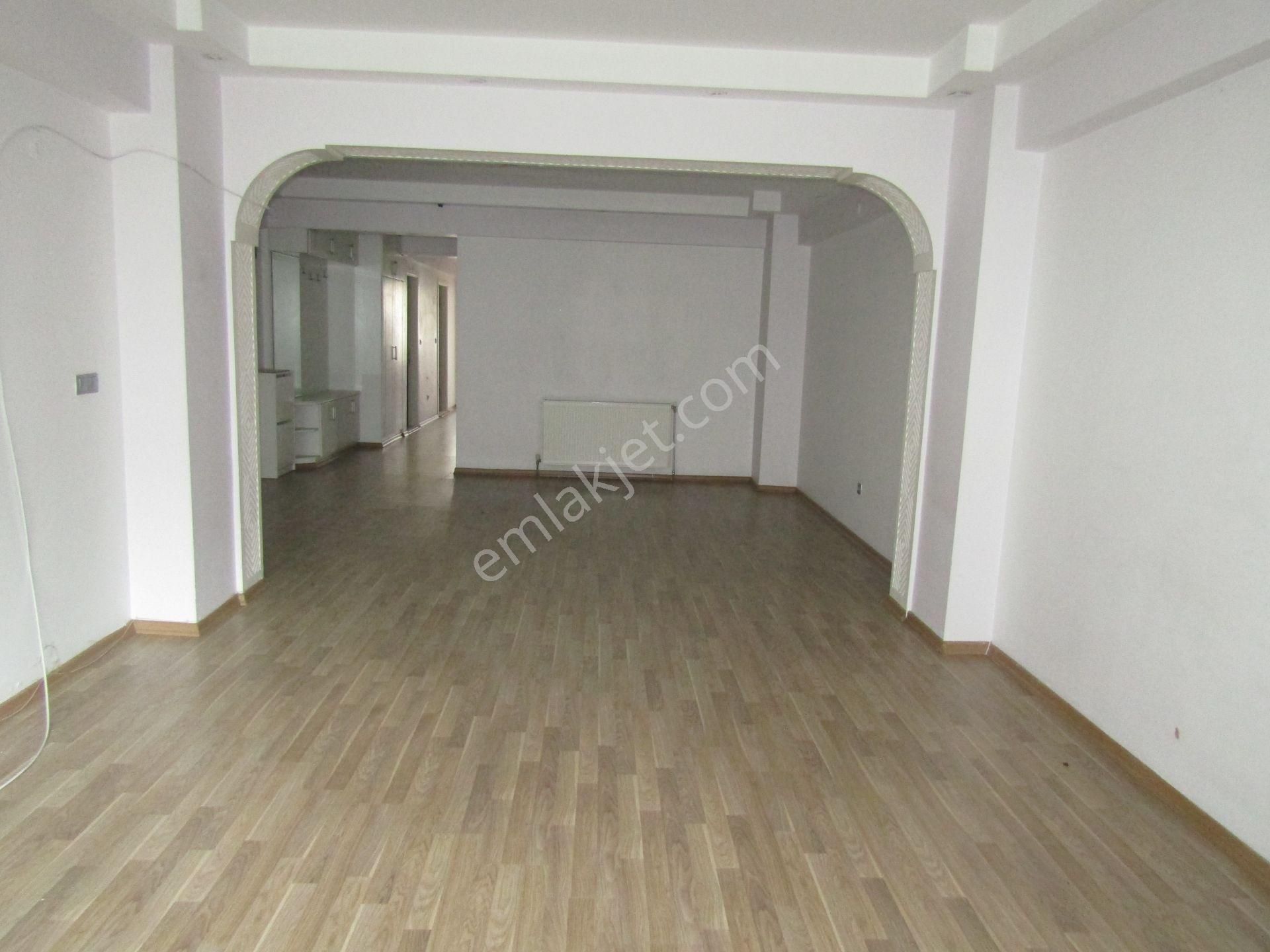 Yenimahalle Sularvadisi Manzaralı Asansörlü 3+1 175m2 2.arakat Satılık Daire - Görsel 7