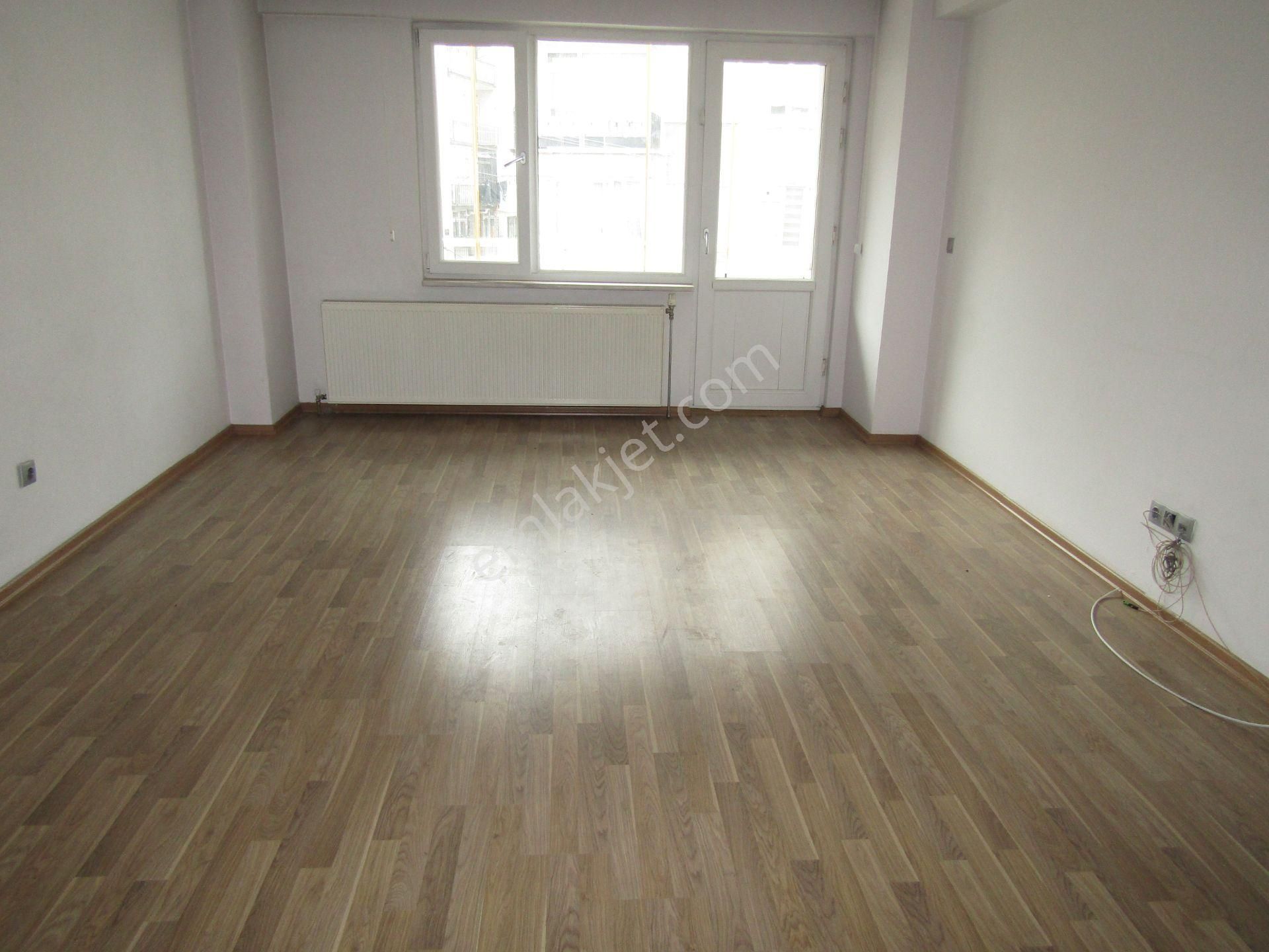 Yenimahalle Sularvadisi Manzaralı Asansörlü 3+1 175m2 2.arakat Satılık Daire - Görsel 5